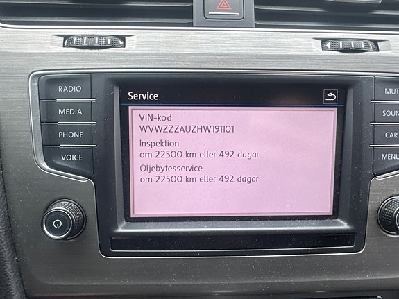 Volkswagen Golf VII 11 of 12