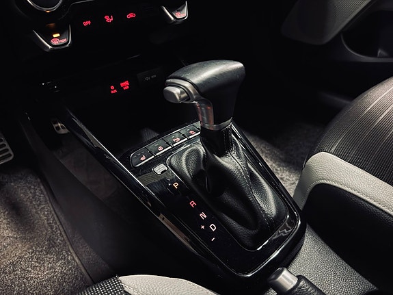 Kia Stonic 16 of 24
