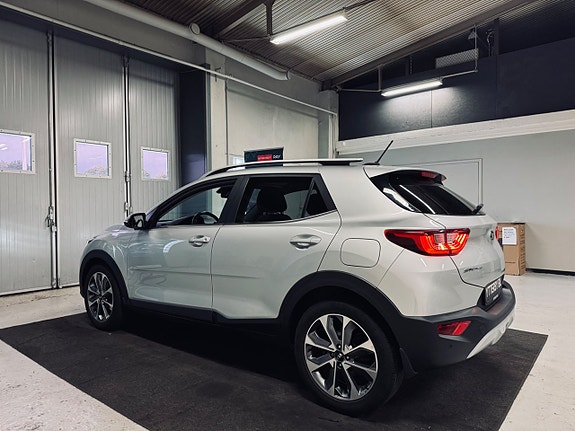 Kia Stonic 5 of 24
