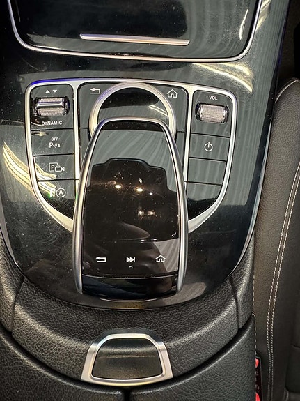 Mercedes-Benz E220 d 25 of 28