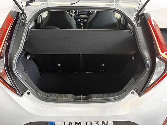 Toyota Aygo X 13 of 19