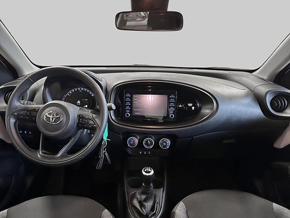 Toyota Aygo X 12 of 19