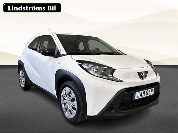 Toyota Aygo X 3 of 19