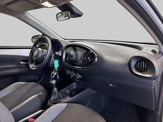 Toyota Aygo X 10 of 19