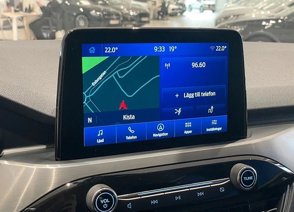 Ford Kuga 11 of 18