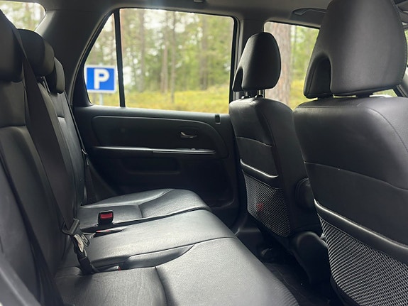 Honda CR-V 12 of 21