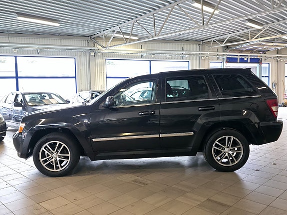 Jeep Grand Cherokee 2 of 11
