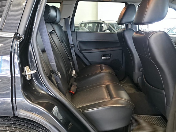 Jeep Grand Cherokee 7 of 11