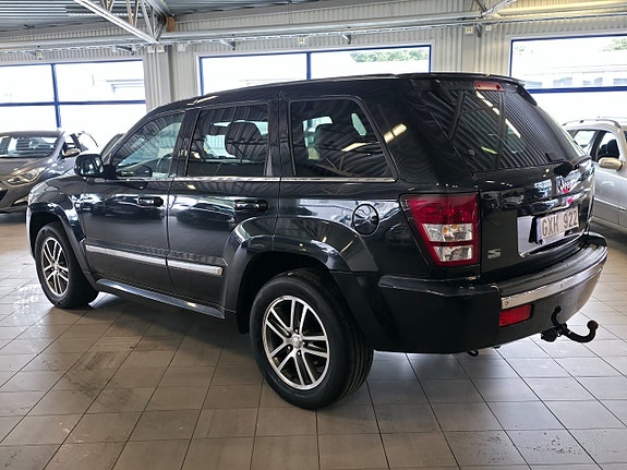 Jeep Grand Cherokee 3 of 11