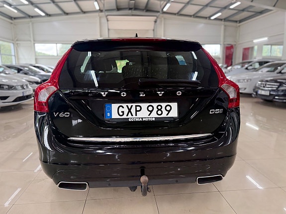 Volvo V60 5 of 16