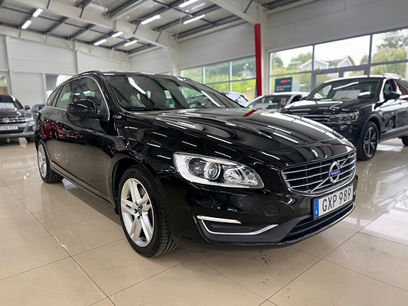 Volvo V60 3 of 16