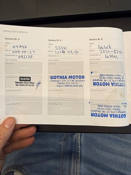 Volvo V60 14 of 16