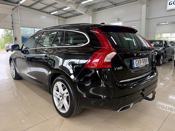Volvo V60 6 of 16