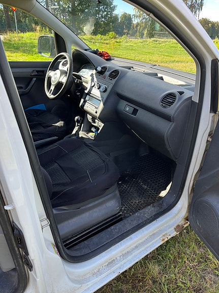 Volkswagen Caddy 10 of 10