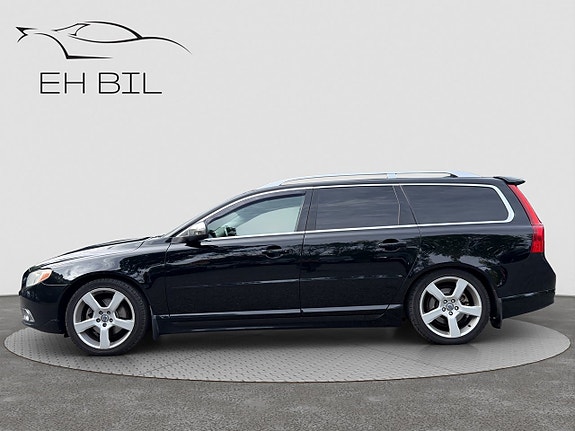 Volvo V70 4 of 17