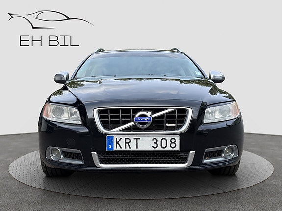 Volvo V70 2 of 17