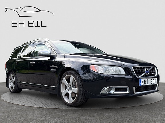Volvo V70 3 of 17