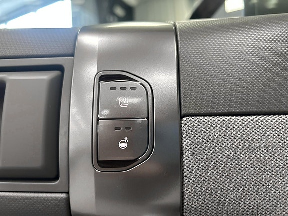Kia EV3 14 of 15
