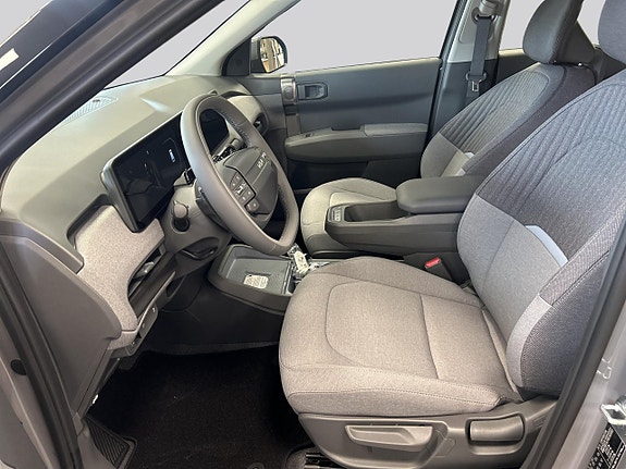 Kia EV3 8 of 15