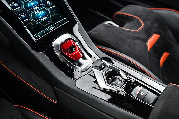 Lamborghini Huracan 18 of 24