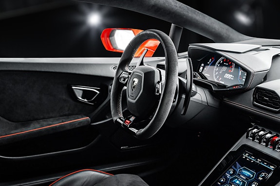 Lamborghini Huracan 22 of 24