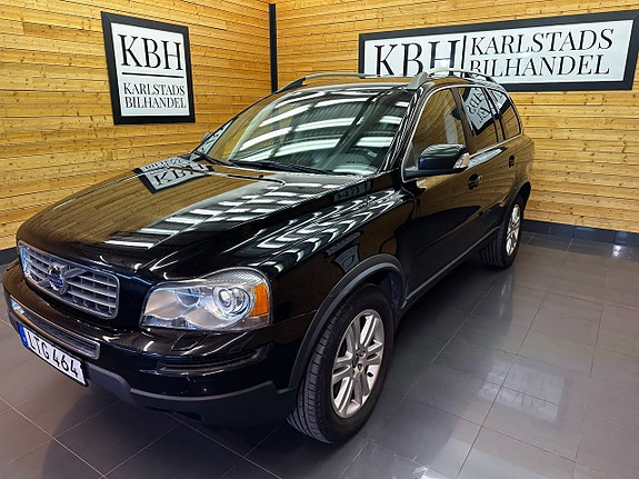 Volvo XC90 2 of 28