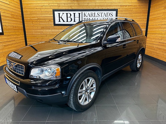 Volvo XC90 3 of 28