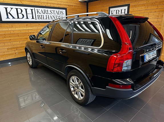 Volvo XC90 4 of 28