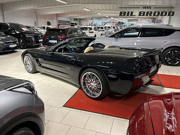 Chevrolet Corvette 6 of 15