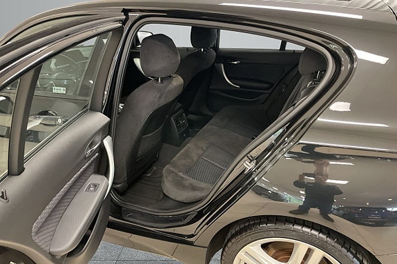 BMW 116i 11 of 15