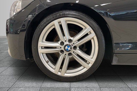 BMW 116i 8 of 15