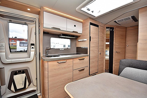 Knaus 580 QS Südwind, Barnkammare 11 of 26