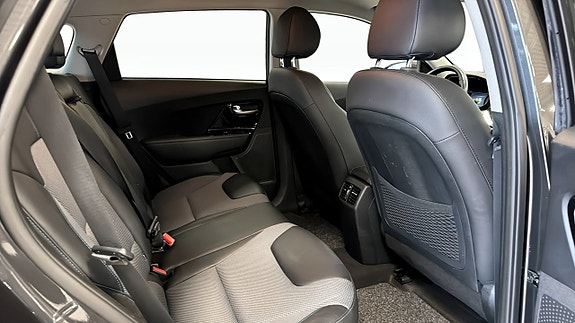 Kia e-Niro 5 of 12