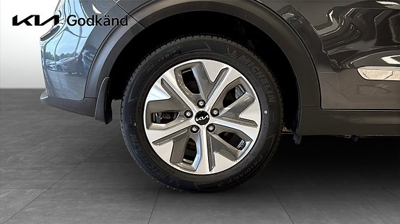 Kia e-Niro 9 of 12