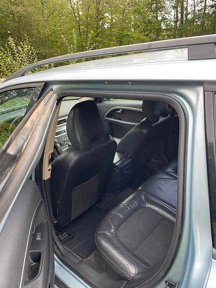 Volvo V70 5 of 5