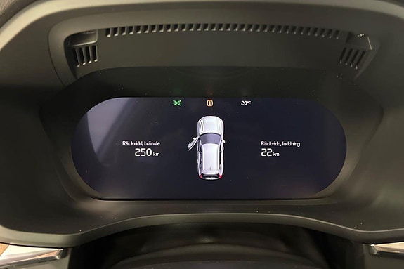 Volvo XC60 17 of 30
