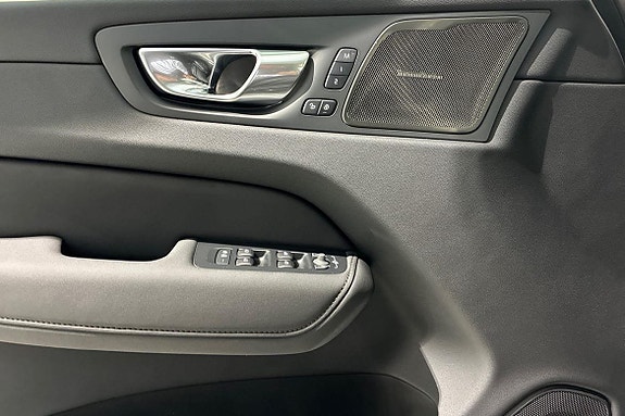 Volvo XC60 28 of 30