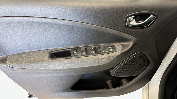 Renault Zoe 11 of 12