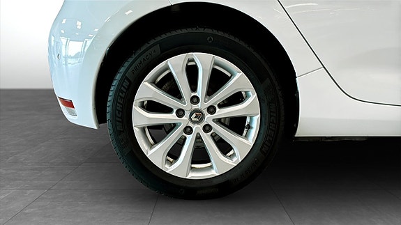 Renault Zoe 9 of 12