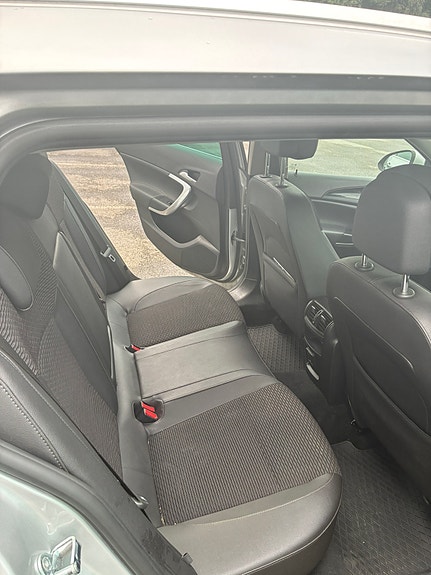 Opel Insignia Country Tourer 11 of 11