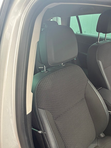 Opel Insignia Country Tourer 8 of 11