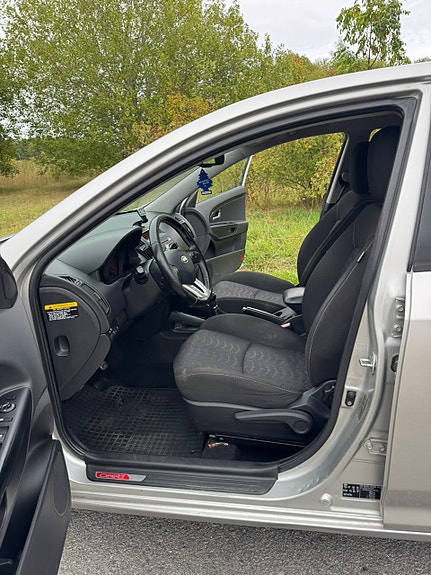 Kia Ceed 8 of 11