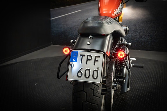Harley-Davidson Sportster 883R Vance & Hines 14 of 15