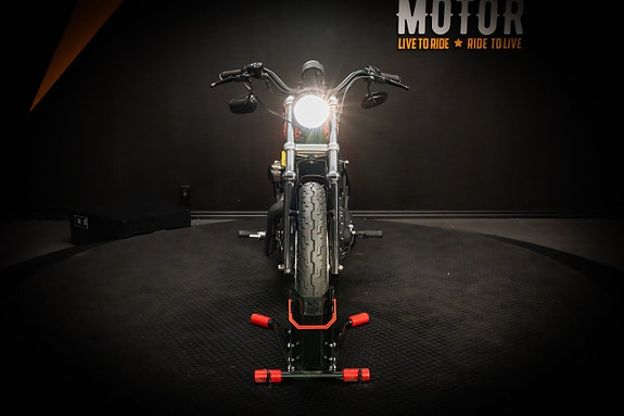 Harley-Davidson Sportster 883R Vance & Hines 8 of 15