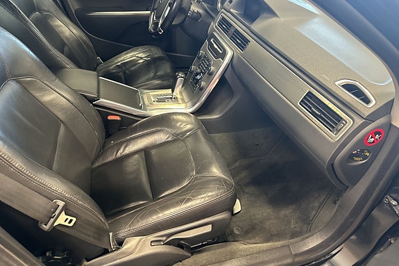 Volvo XC70 19 of 30