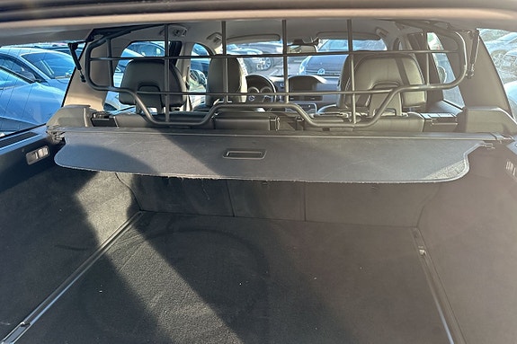 Volvo XC70 30 of 30