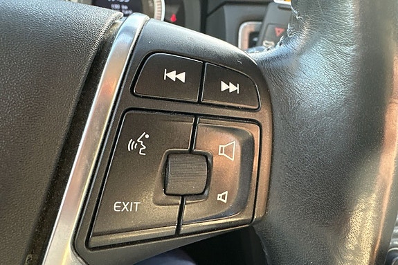 Volvo XC70 27 of 30