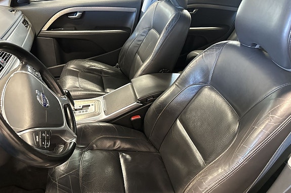 Volvo XC70 9 of 30