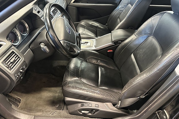 Volvo XC70 8 of 30
