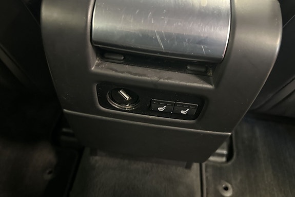 Volvo XC70 16 of 30